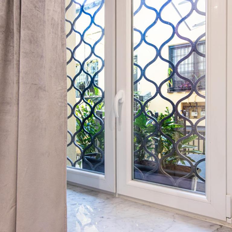 Porta Venezia Suites - Appartamento con 2 Camere da Letto - 38