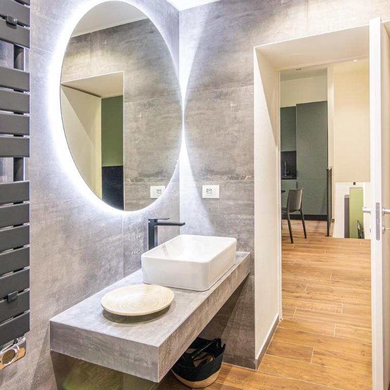 Porta Venezia Suites - Appartamento con 2 Camere da Letto - 69