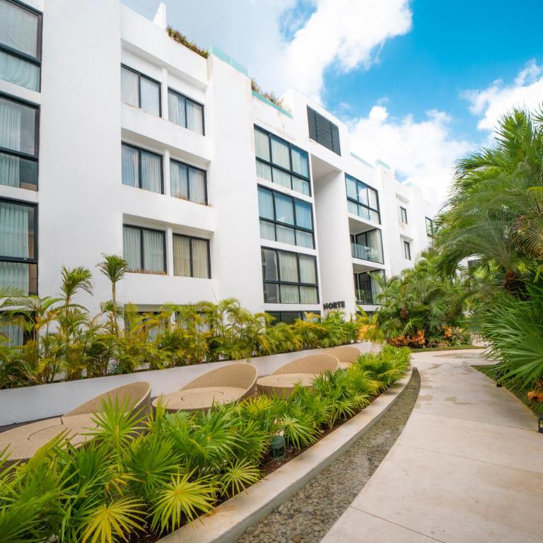 Central 2BR I Rooftop Pool - Walk to 5th - Two-Bedroom Apartment - 23
