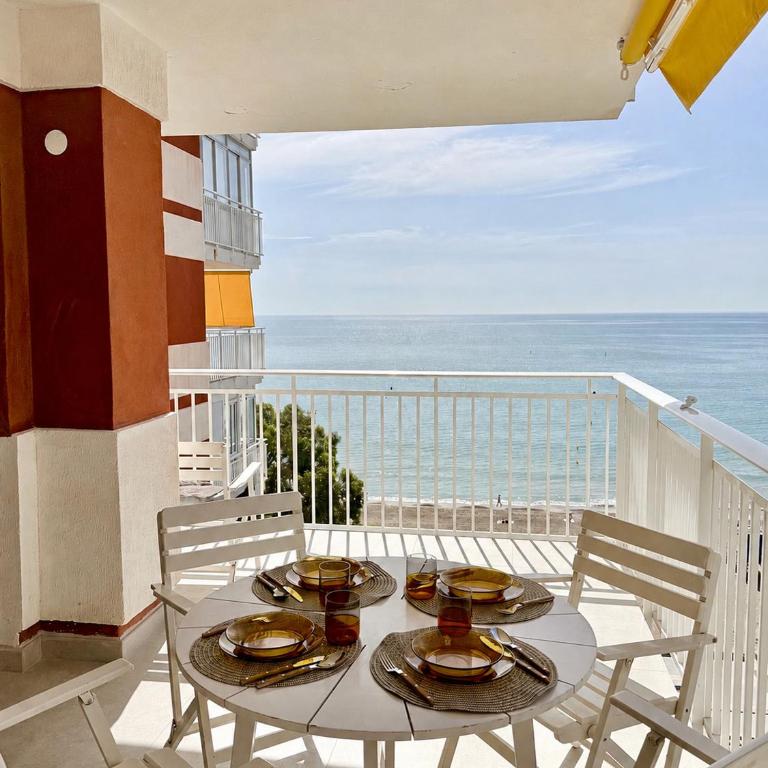 Casa Aura - Beachfront Benicassim - Three-Bedroom Apartment - High Floor - 1