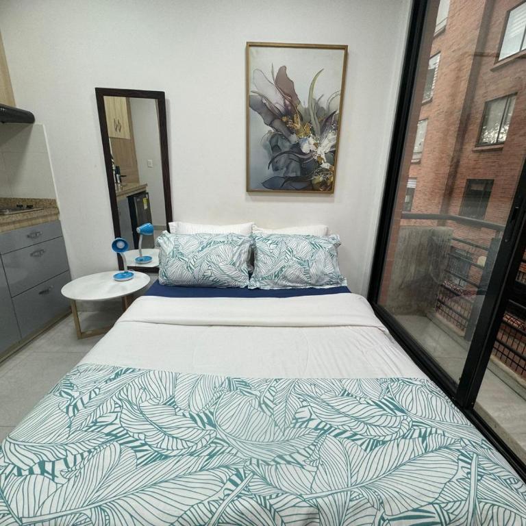 Maravilloso apto con balcón parque de la 93 - Apartamento de 1 dormitorio - 65