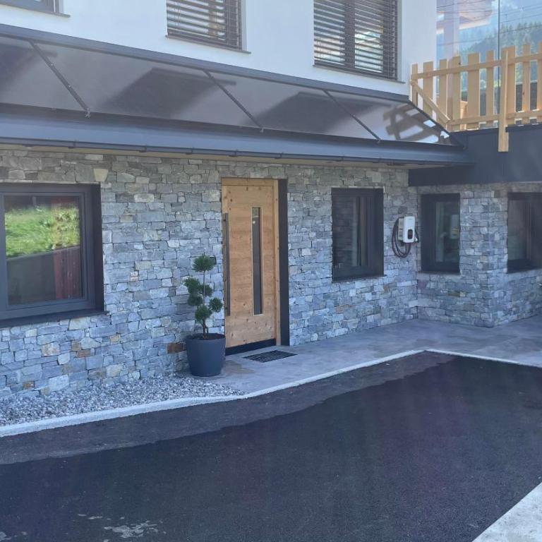 Chalet zur alten Hoferschmiede - Apartment mit 2 Schlafzimmern und Dusche - 1