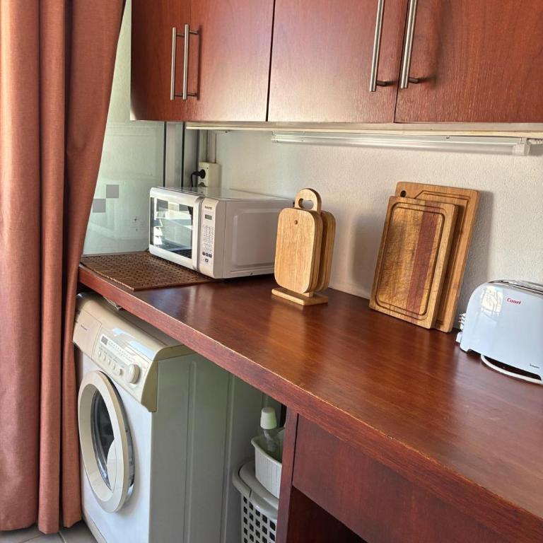 Lindo Apartamento en Punta del Este, ideal para 1 a 3 personas, terraza, parrillero propio y cochera - Apartamento de 3 dormitorios - 7