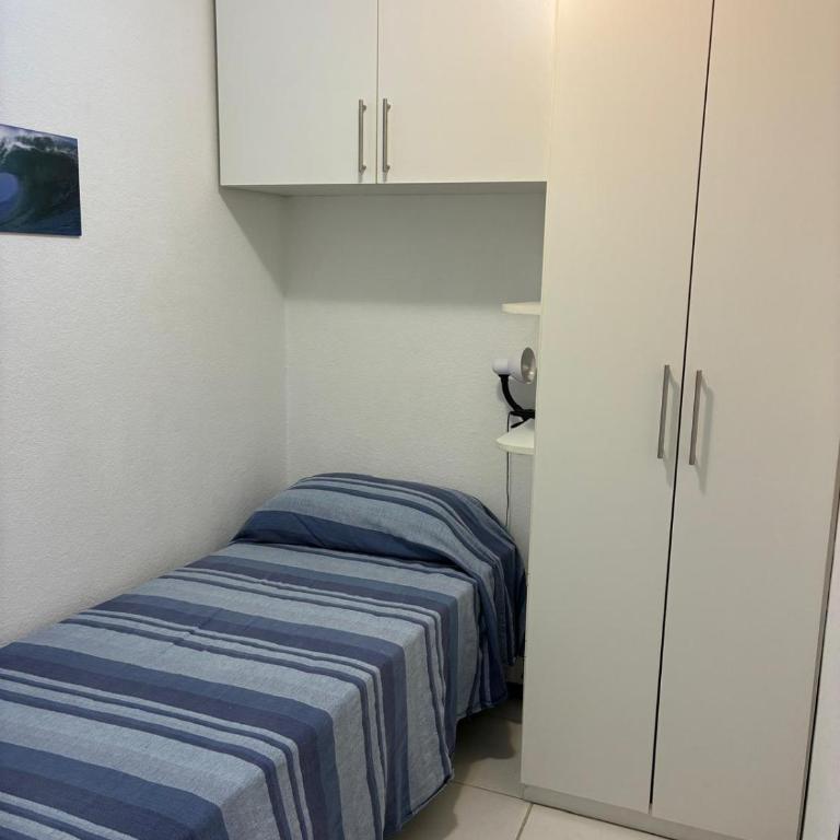 Lindo Apartamento en Punta del Este, ideal para 1 a 3 personas, terraza, parrillero propio y cochera - Apartamento de 3 dormitorios - 11