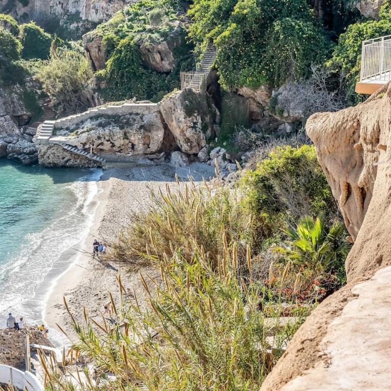 Central Nerja Apartment Unbeatable Location - Apartamento de 3 dormitorios - 3