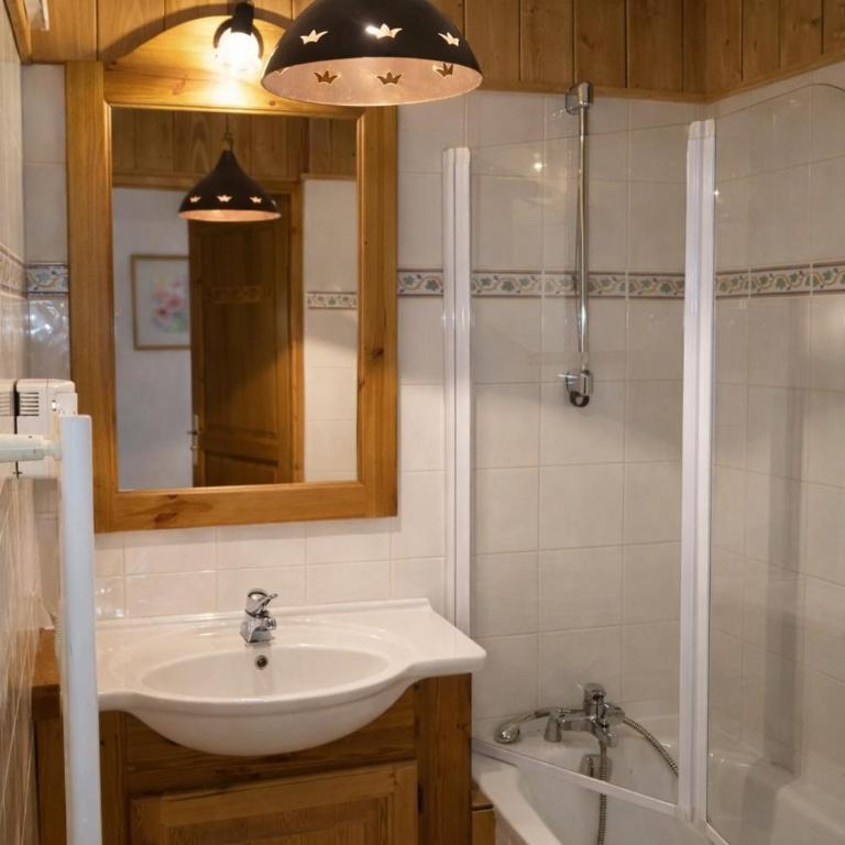 Cembro 1900 - Appartement Chalet, Les Menuires - Three-Bedroom Apartment - 11