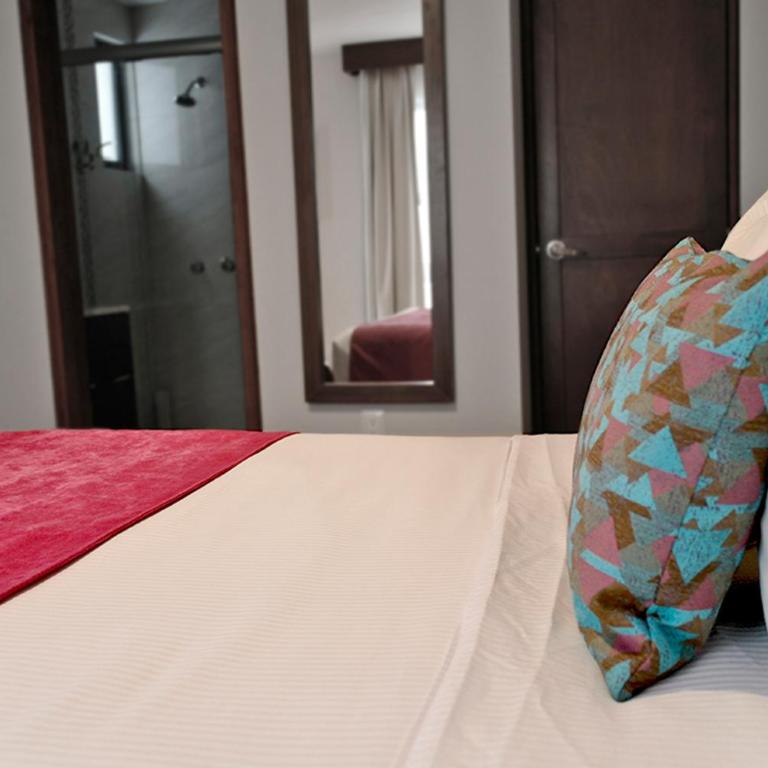FCH Hotel Expo Adults only - Suite Estándar - 11