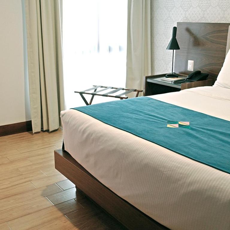 FCH Hotel Expo Adults only - Suite Estándar - 9