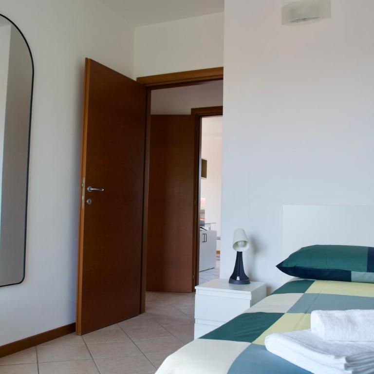 Como Grand Apartment - Elegant 3 room apartment - Three-Bedroom Apartment - 37