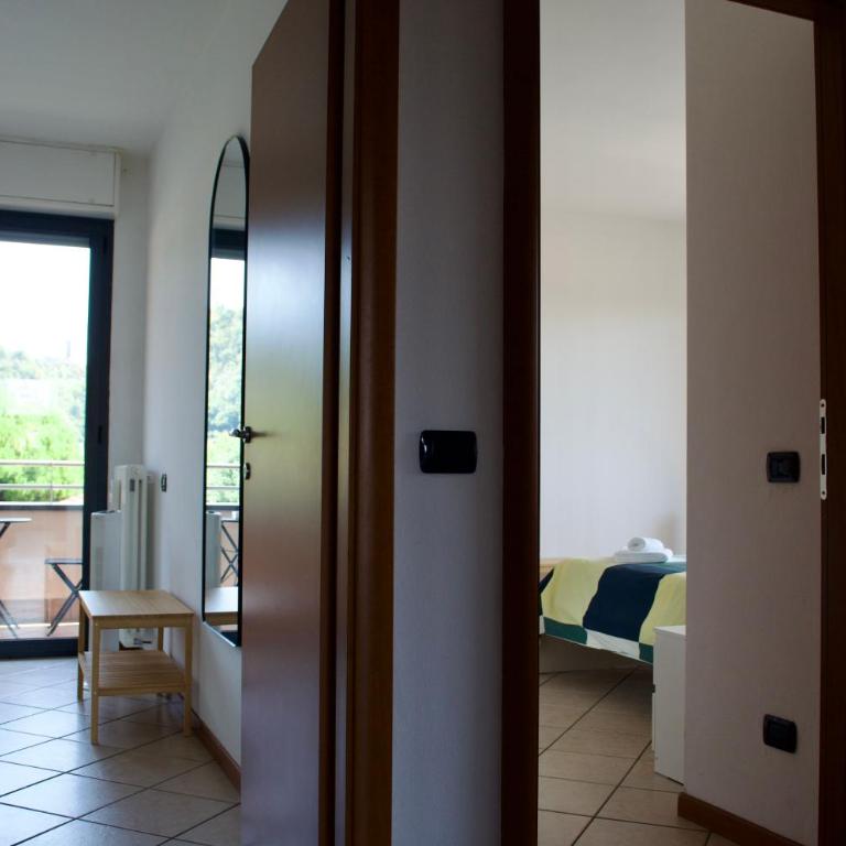 Como Grand Apartment - Elegant 3 room apartment - Three-Bedroom Apartment - 55