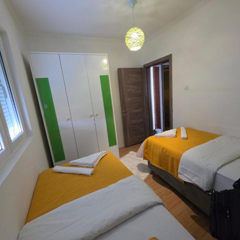 Vila Knežević - Apartman sa Dve Spavaće Sobe i Sopstvenim Bazenom - 10