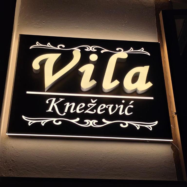 Vila Knežević - Apartman sa Dve Spavaće Sobe i Sopstvenim Bazenom - 2
