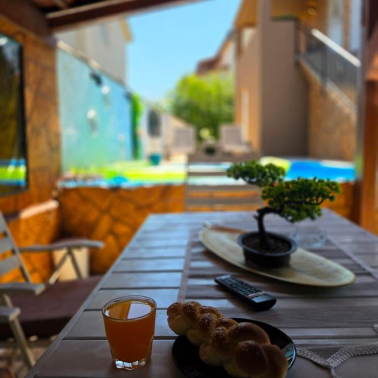 Vila Knežević - Apartman sa Dve Spavaće Sobe i Sopstvenim Bazenom - 50