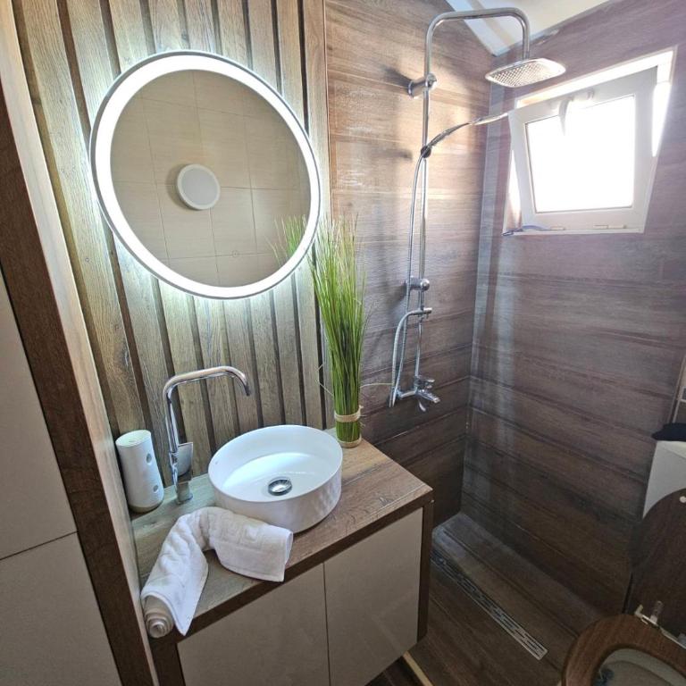 Vila Knežević - Apartman sa Dve Spavaće Sobe i Sopstvenim Bazenom - 56
