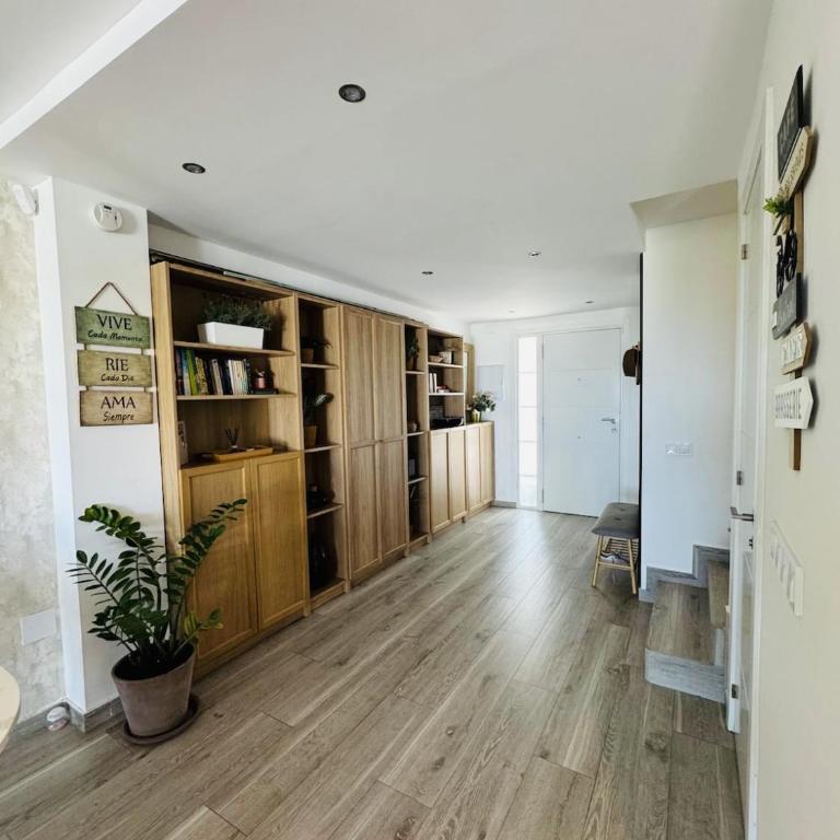 Luxury Calahonda Home with Self Contained Apartment - Ferienhaus mit 4 Zimmern - 10