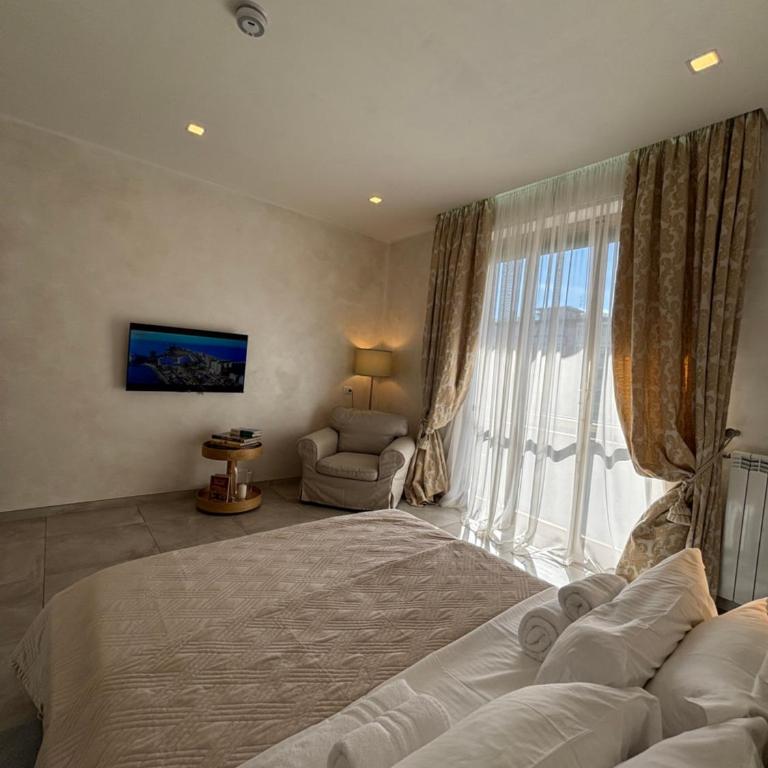 RifReady Apartment con posto auto vicino a AOU Careggi, Meyer, Polo UniFi - Two-Bedroom Apartment with Balcony and Terrace - 3