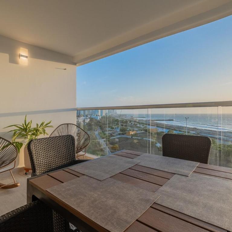 Elegant Sea View Loft Warm Design Airport 5 min - Loft - 13