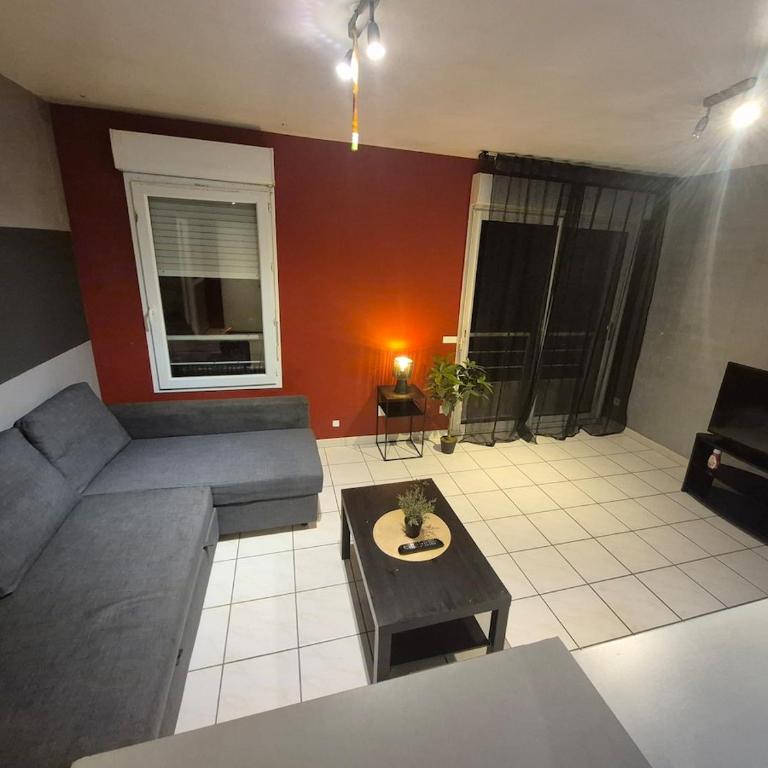 Large, spacious, fully equipped 4P - 2bedroom apartment - parking - Apartment mit 1 Schlafzimmer und Gartenblick - 10