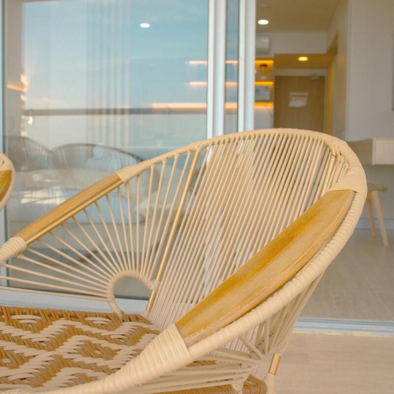 Sea view Pool and jacuzzi Airport 5 min away - Loft - 5