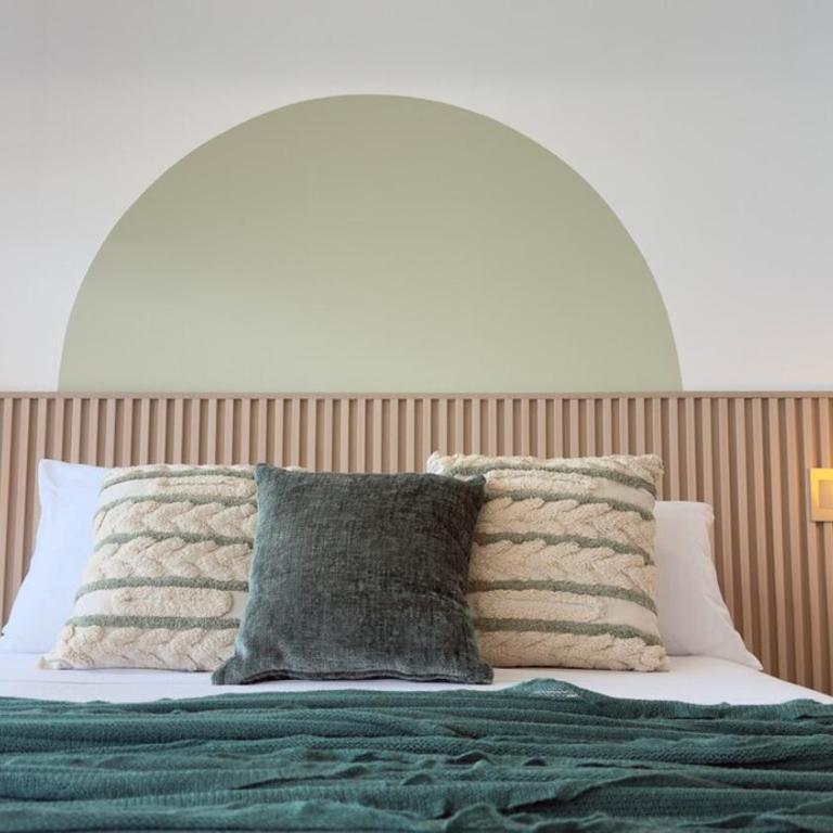 Sea View and Stunning Sunsets 5min Walk Airport - Loft - 9