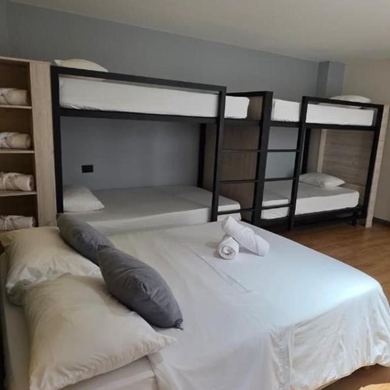 Breathe Retreat House - Family Room with Private Bathroom - 1