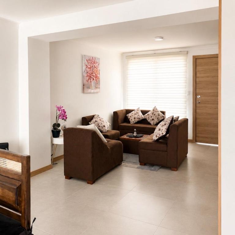 casa moderna cerca del aeropuerto de Quito - Casa con 1 dormitorio - 1