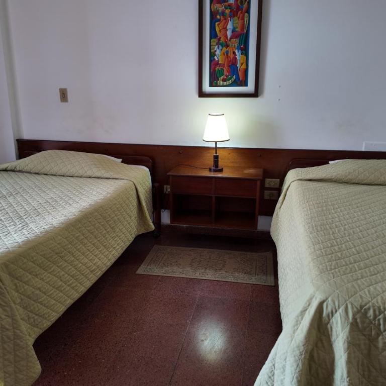 Gran Hotel Mediterráneo - Superior Double Room with Two Double Beds - 9