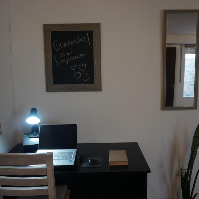 Acogedor departamento céntrico con estilo viajero - Apartamento de 2 dormitorios - 13