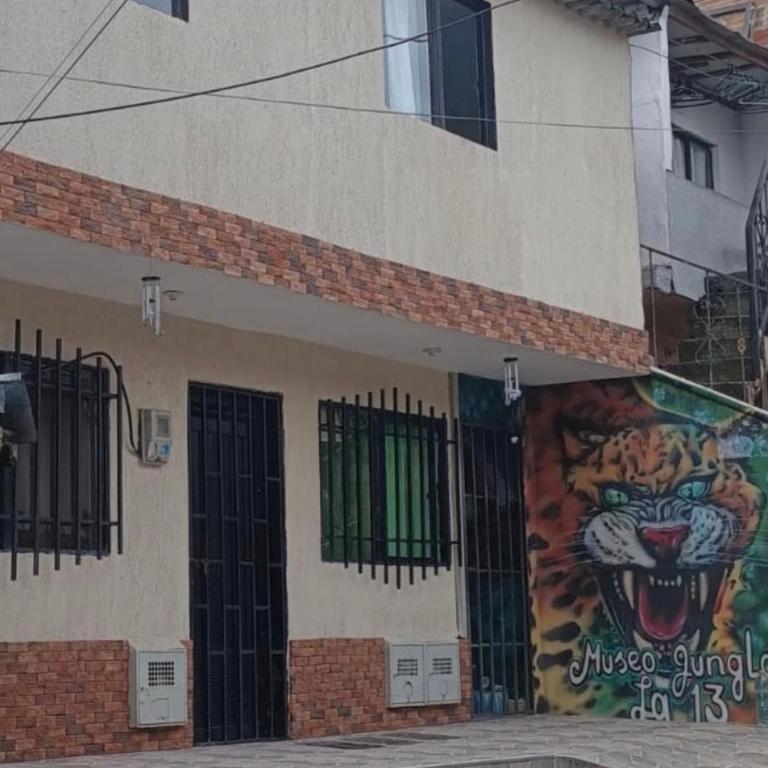 Apartamento en renta en el corazón de la comuna 13 grafitour!! - Apartamento de 1 dormitorio - 12