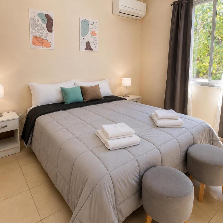 Moderno y amplio Departamento con cochera - Two-Bedroom Apartment - 8
