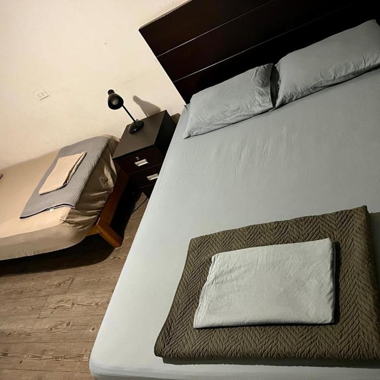 Hostel rivendell lima - Habitación Doble con baño compartido - 1 o 2 camas - 3