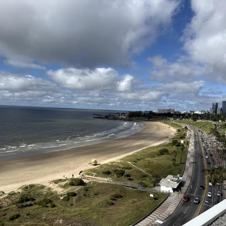 Apartment in an excellent location on Rambla Buceo - Apartamento de 2 dormitorios - 14
