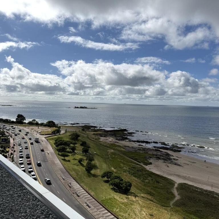 Apartment in an excellent location on Rambla Buceo - Apartamento de 2 dormitorios - 27