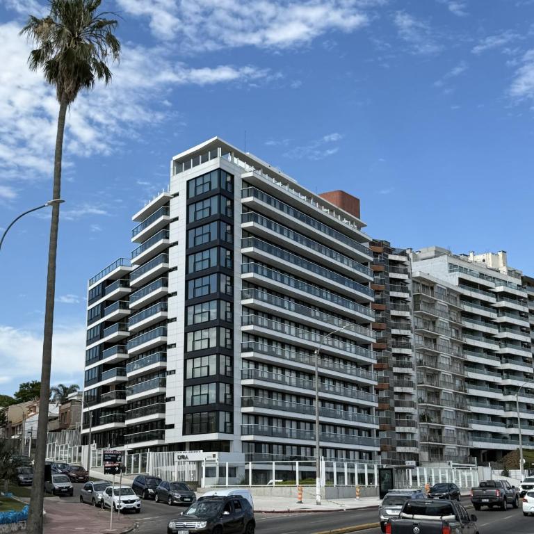 Apartment in an excellent location on Rambla Buceo - Apartamento de 2 dormitorios - 38