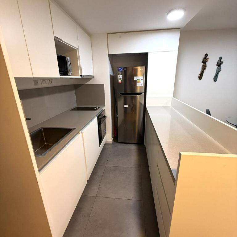 Apartment in an excellent location on Rambla Buceo - Apartamento de 2 dormitorios - 40