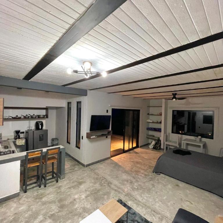 Casa con Jacuzzi, Cocina Equipada, WiFi y Parqueadero en San Roque - One-Bedroom House - 10