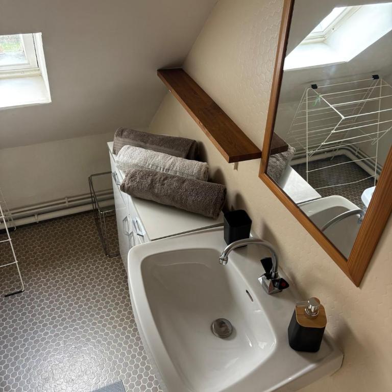Appartement T2 centre ville Bagnères-de-Luchon - One-Bedroom Apartment - 13