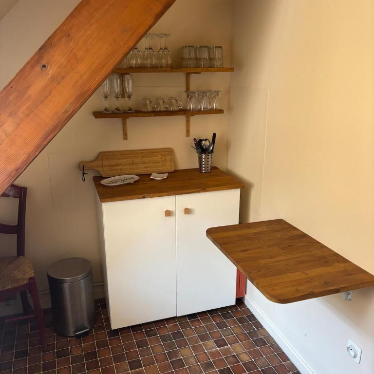 Appartement T2 centre ville Bagnères-de-Luchon - One-Bedroom Apartment - 17