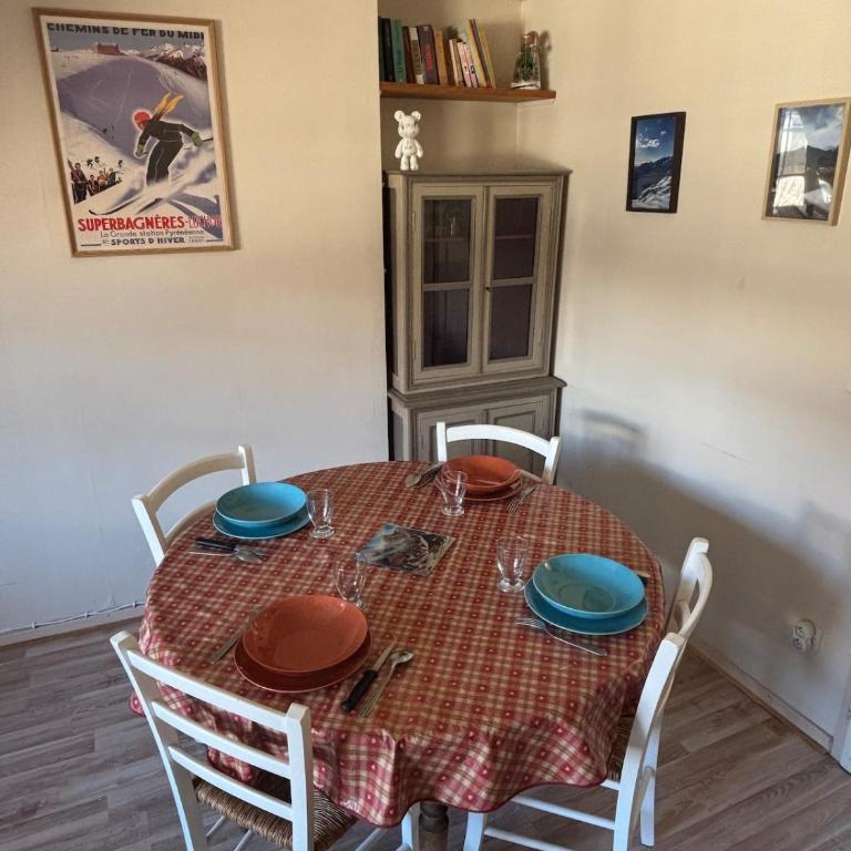Appartement T2 centre ville Bagnères-de-Luchon - One-Bedroom Apartment - 23
