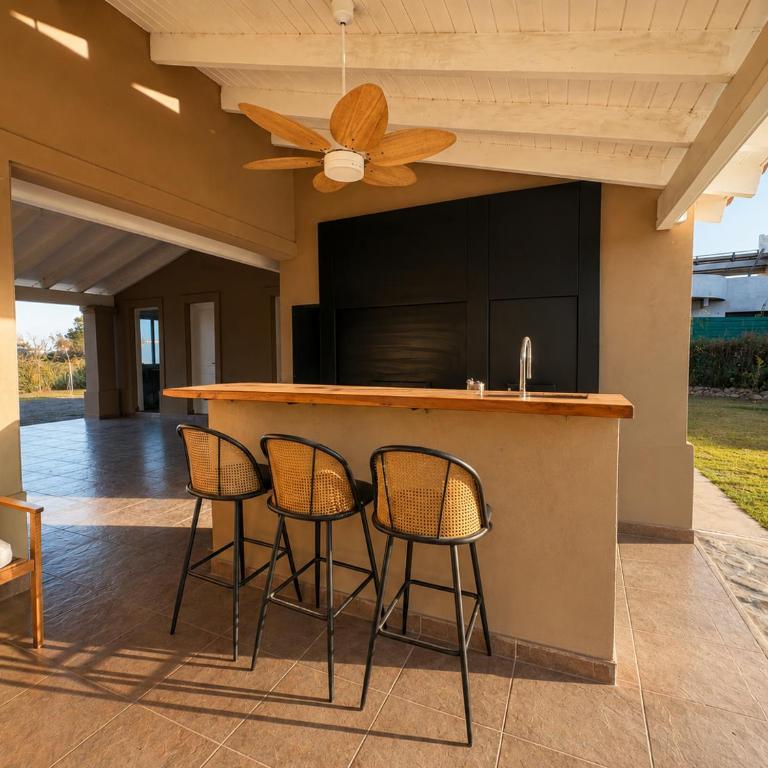 Casa exclusiva con piscina y vistas a los cerros - Deluxe Villa - 6