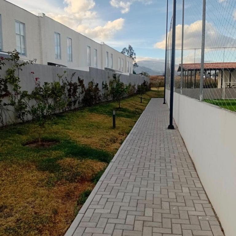 casa moderna cerca del aeropuerto de Quito - Casa con 1 dormitorio - 14