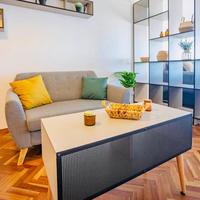 Oceanfront Malvín, Balcony with amazing views - Apartamento de 1 dormitorio - 6