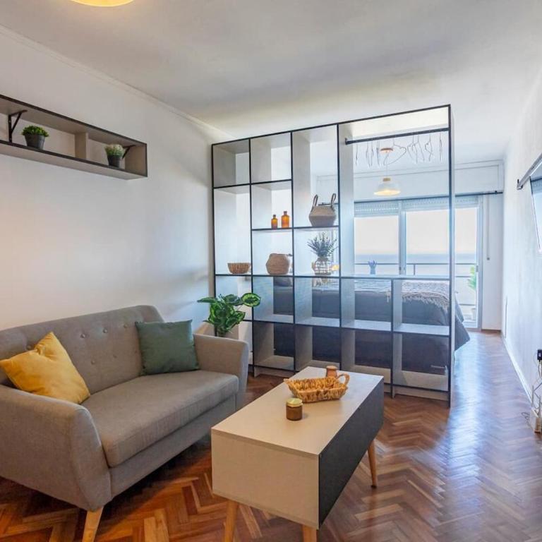 Oceanfront Malvín, Balcony with amazing views - Apartamento de 1 dormitorio - 10