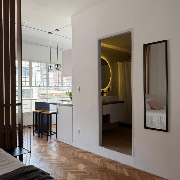 Spacious Studio in heart of Old Town - Fits 4 ppl - Apartamento Estudio - 7