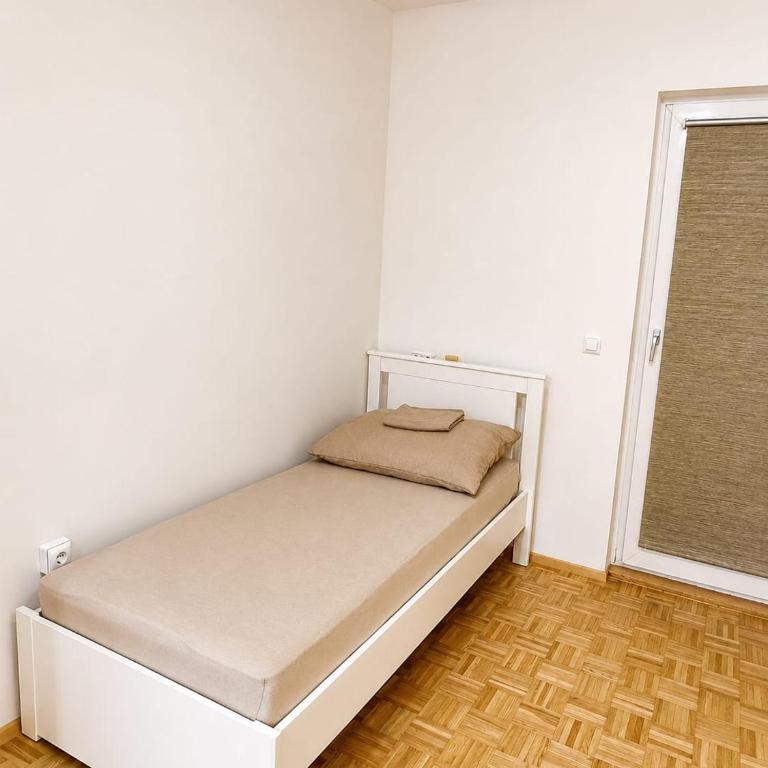 Graf Nafikov Zimmer 5 - Apartment mit 1 Schlafzimmer - 5