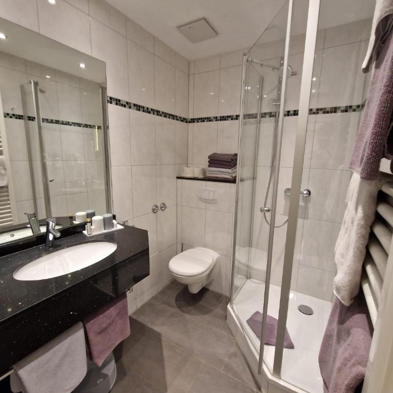 Hotel Seeblick - Großes Doppelzimmer - 7