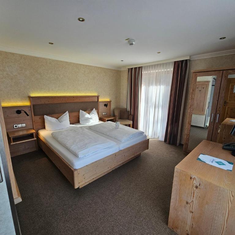 Hotel Seeblick - Doppelzimmer mit Seeblick - 7