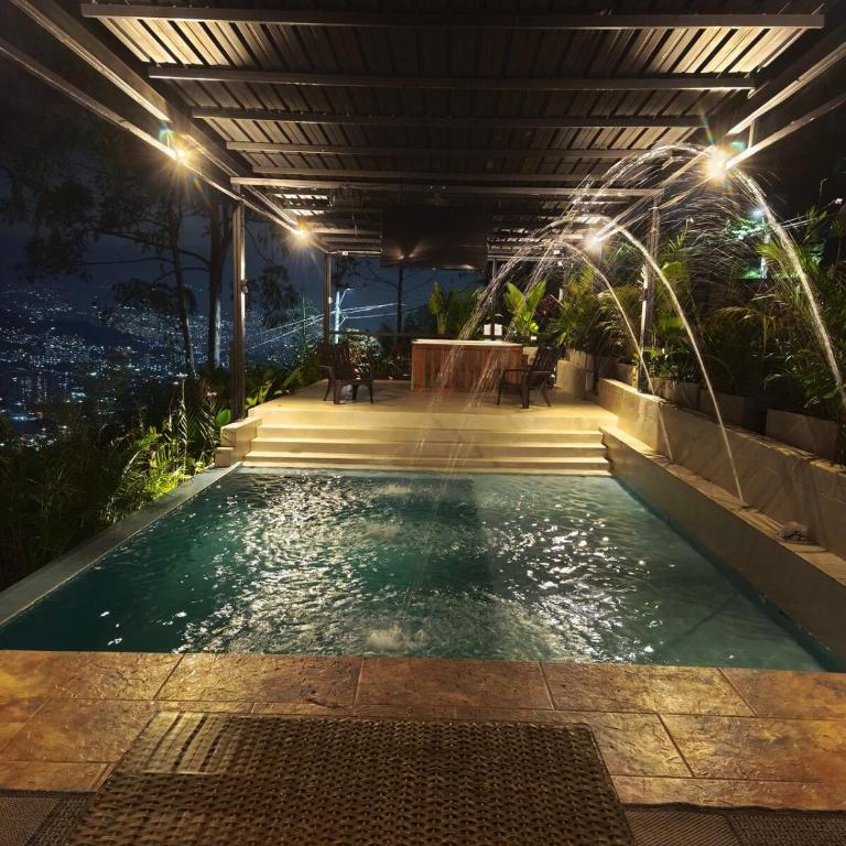 This mansion hides more than one secret - Villa - 74