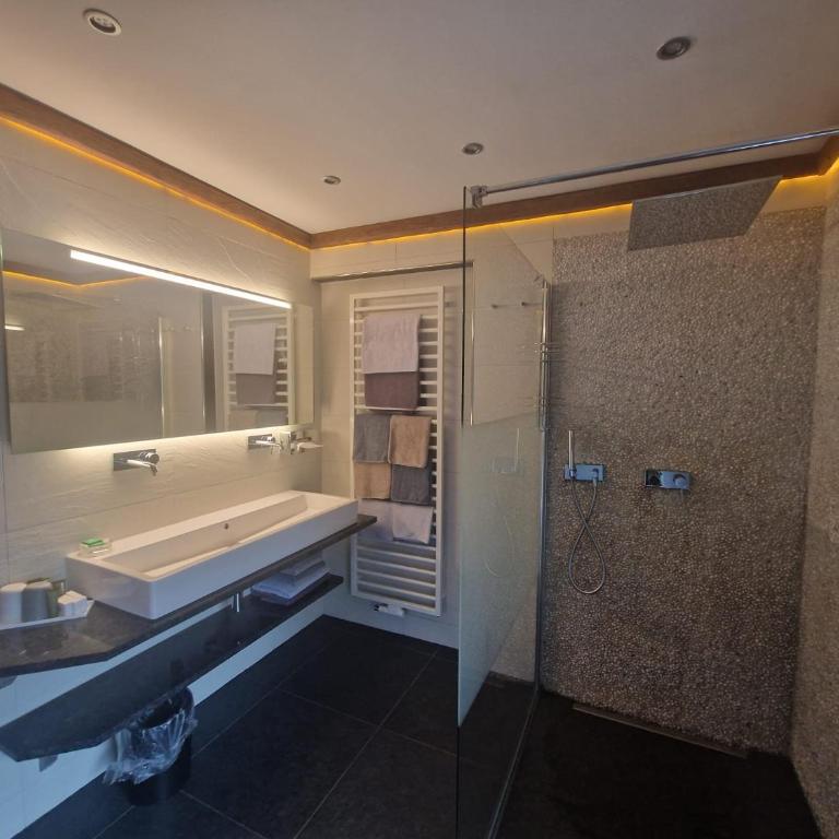 Hotel Seeblick - Familiensuite - 4