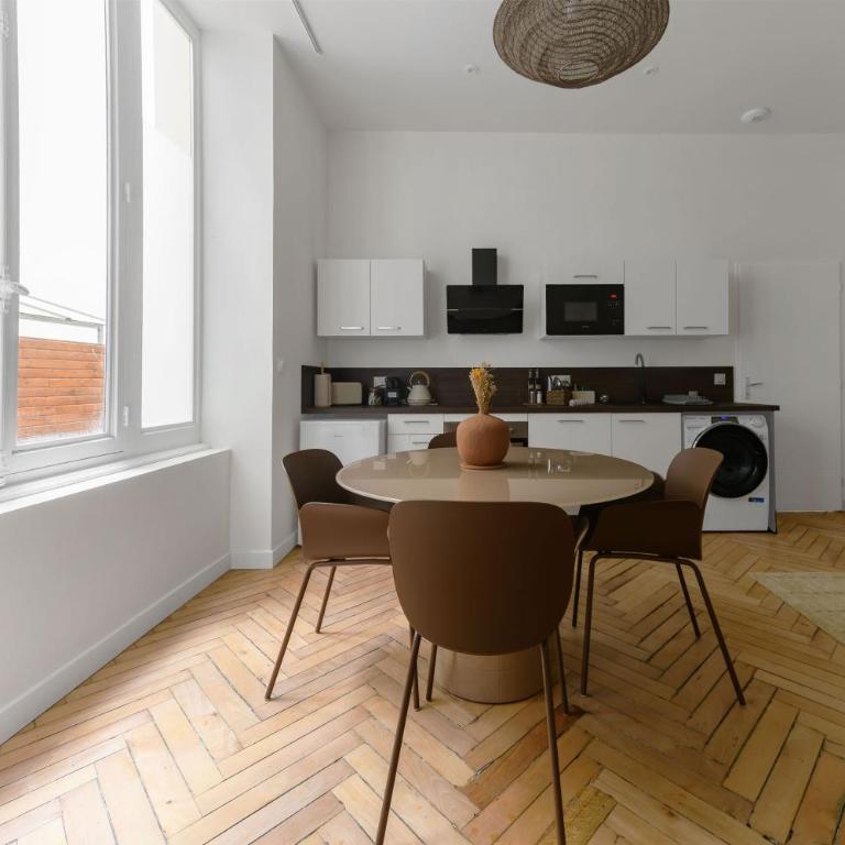 Splendid - Appartement design en centre ville - One-Bedroom Apartment - 13
